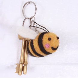 Bee Keyring