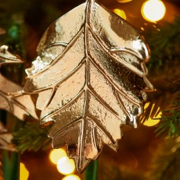Gold Metal Botanical Leaf Decoration - Set of 4