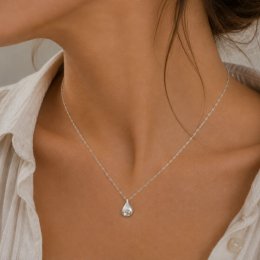 Vurchoo Petite Dimple Silver Necklace